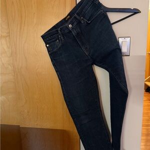 Rinsed Wash C.O.F. Studio Jeans (M7 Tapered)